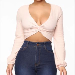 FASHIONNOVA twisted cropped top SIZE XS